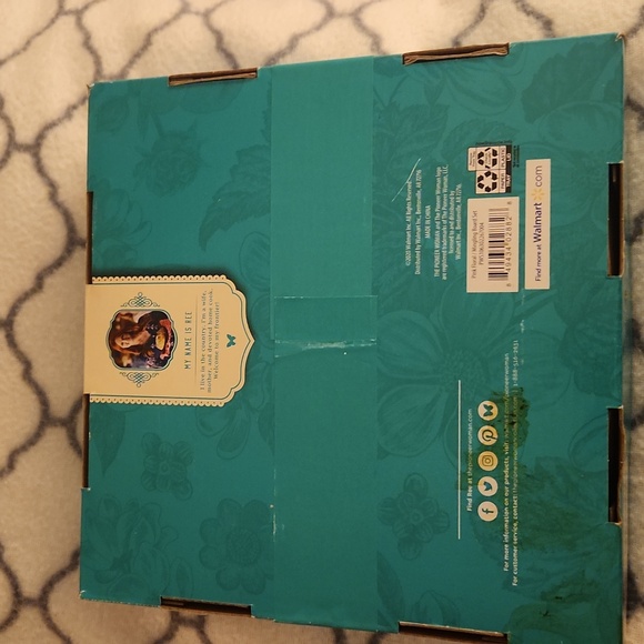 Pioneer woman mingling board set - Picture 3 of 5